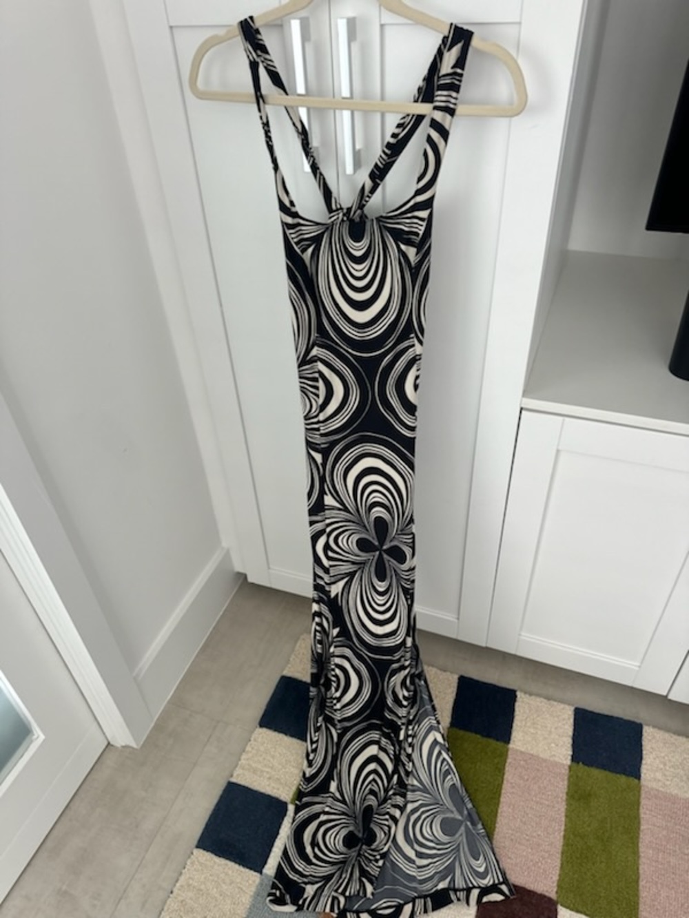 VINTAGE SUPER SOFT COMFY Black & White Swirl Maxi Dress - Women